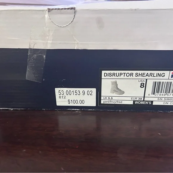 NWT FILA Women's White Winter Boots - Picture 7 of 8